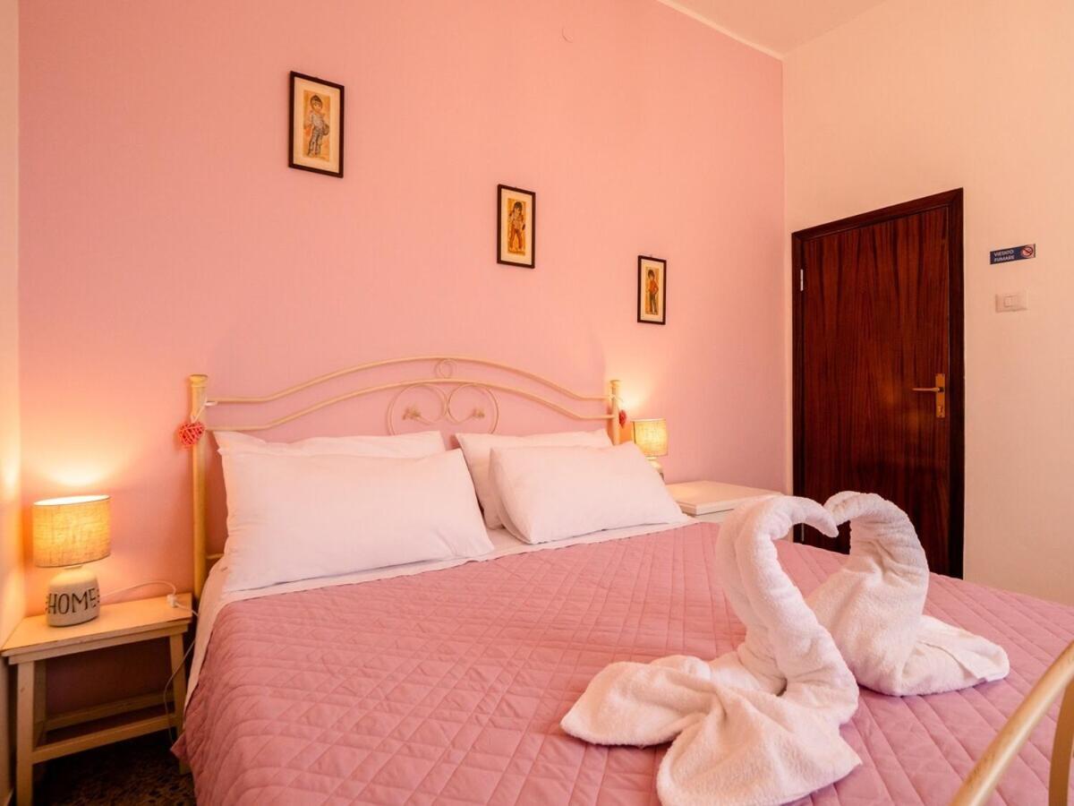 Casa Mafalda - Rooms, Friends And - Affittacamere, * Senigallia