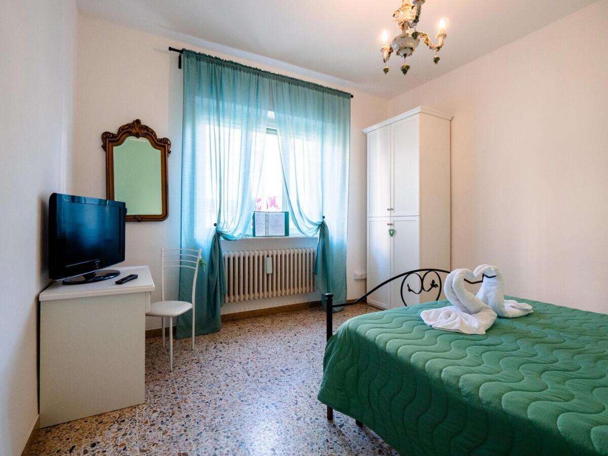 Casa Mafalda - Rooms, Friends And - Affittacamere, * Senigallia
