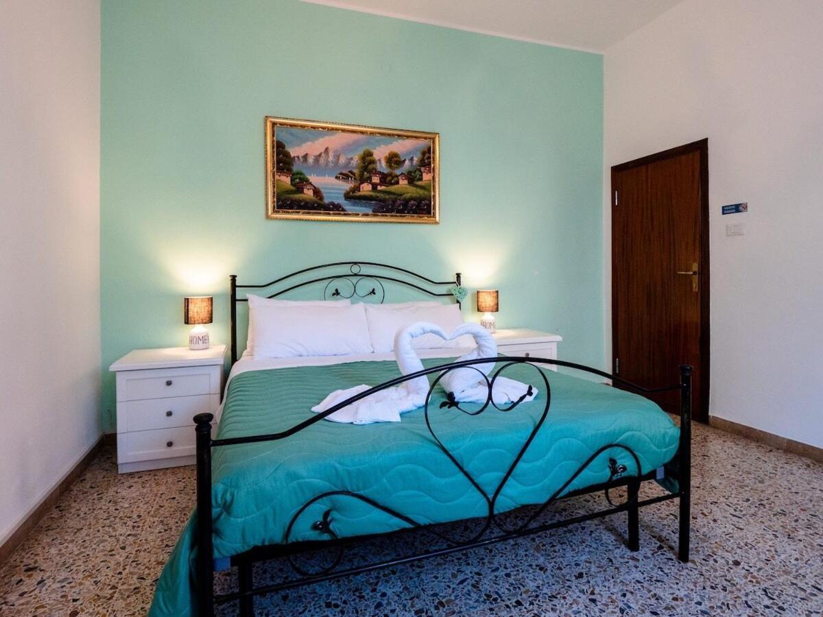Pensión Casa Mafalda - Rooms, Friends And - Affittacamere, *